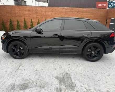 Черный Ауди Q8, объемом двигателя 3 л и пробегом 61 тыс. км за 44500 $, фото 1 на Automoto.ua