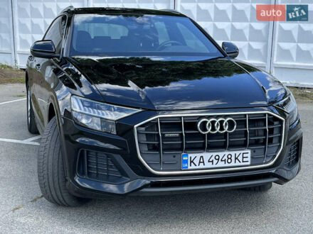 Черный Ауди Q8, объемом двигателя 3 л и пробегом 72 тыс. км за 69000 $, фото 1 на Automoto.ua
