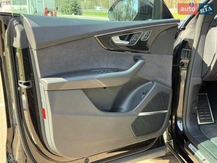 Ауди Q8 2023 в Киеве на Automoto.ua Черный Ауди Q8, объемом двигателя 2.97 л и пробегом 33 тыс. км за 84500 $, фото 1 на Automoto.ua