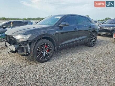 Черный Ауди Q8, объемом двигателя 3 л и пробегом 58 тыс. км за 25000 $, фото 1 на Automoto.ua