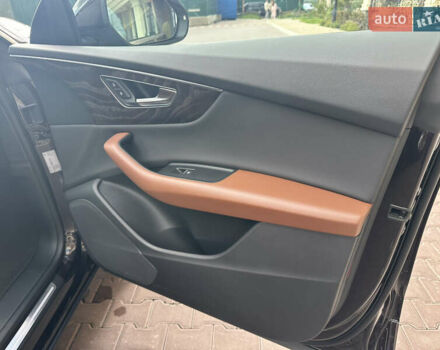 Ауді Q8 2021 у Києві на Automoto.ua Коричневий Ауді Q8, об'ємом двигуна 3 л та пробігом 125 тис. км за 65555 $, фото 20 на Automoto.ua