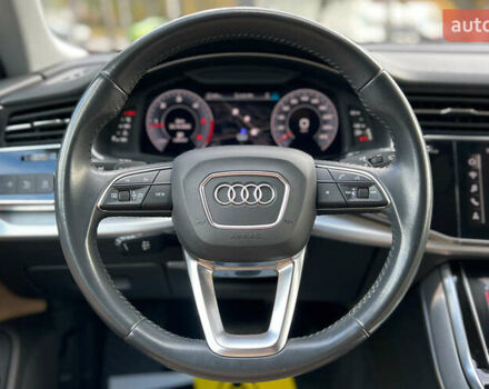 Ауди Q8 2019 в Львове на Automoto.ua Красный Ауди Q8, объемом двигателя 2.97 л и пробегом 121 тыс. км за 47999 $, фото 9 на Automoto.ua