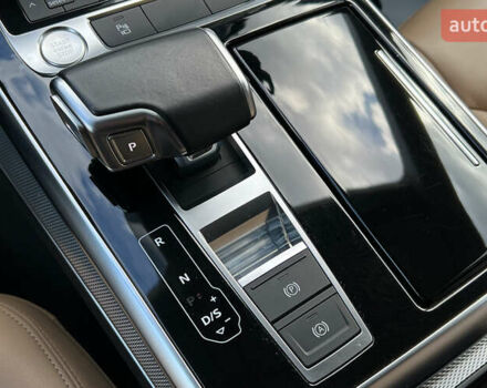 Ауди Q8 2019 в Львове на Automoto.ua Красный Ауди Q8, объемом двигателя 2.97 л и пробегом 121 тыс. км за 47999 $, фото 16 на Automoto.ua