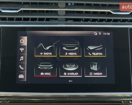 Красный Ауди Q8, объемом двигателя 2.97 л и пробегом 61 тыс. км за 60999 $, фото 16 на Automoto.ua