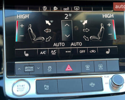 Красный Ауди Q8, объемом двигателя 2.97 л и пробегом 61 тыс. км за 60999 $, фото 17 на Automoto.ua