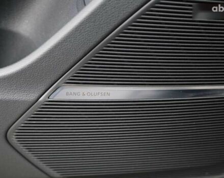 Ауди Q8, объемом двигателя 3 л и пробегом 200 тыс. км за 39900 $, фото 24 на Automoto.ua