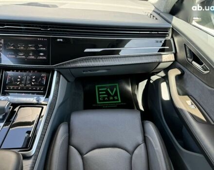 Ауди Q8, объемом двигателя 3 л и пробегом 90 тыс. км за 75700 $, фото 24 на Automoto.ua