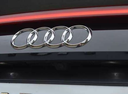 Ауди Q8, объемом двигателя 3 л и пробегом 111 тыс. км за 55900 $, фото 18 на Automoto.ua