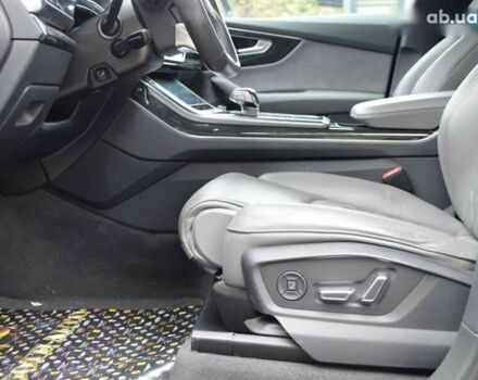 Ауди Q8, объемом двигателя 3 л и пробегом 111 тыс. км за 55900 $, фото 24 на Automoto.ua