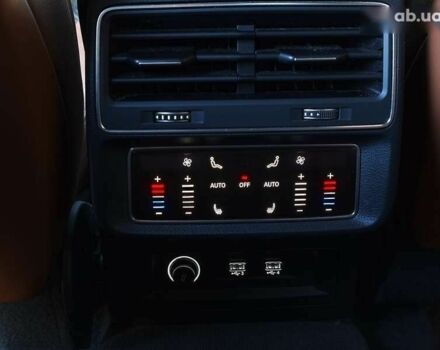 Ауди Q8, объемом двигателя 0 л и пробегом 164 тыс. км за 47500 $, фото 17 на Automoto.ua