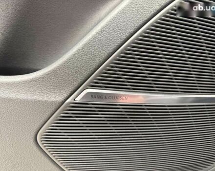 Ауди Q8, объемом двигателя 3 л и пробегом 71 тыс. км за 59990 $, фото 28 на Automoto.ua