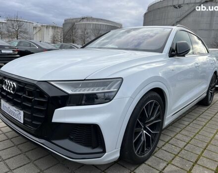 Ауди Q8, объемом двигателя 3 л и пробегом 69 тыс. км за 72761 $, фото 2 на Automoto.ua