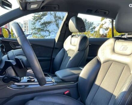 Ауди Q8, объемом двигателя 3 л и пробегом 61 тыс. км за 58900 $, фото 9 на Automoto.ua