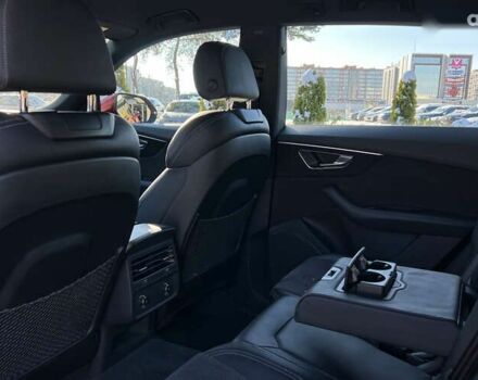 Ауди Q8, объемом двигателя 3 л и пробегом 61 тыс. км за 58900 $, фото 24 на Automoto.ua