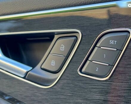 Ауди Q8, объемом двигателя 3 л и пробегом 61 тыс. км за 58900 $, фото 20 на Automoto.ua