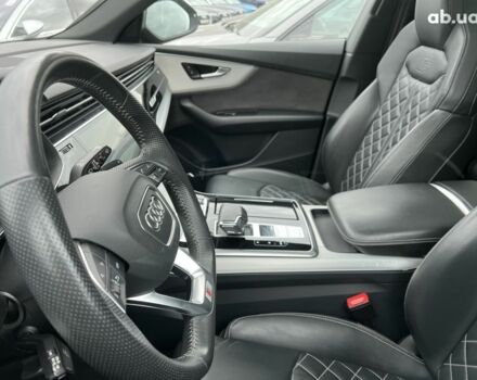 Ауди Q8, объемом двигателя 3 л и пробегом 46 тыс. км за 90704 $, фото 26 на Automoto.ua