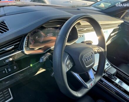 Ауди Q8, объемом двигателя 3 л и пробегом 46 тыс. км за 85988 $, фото 5 на Automoto.ua