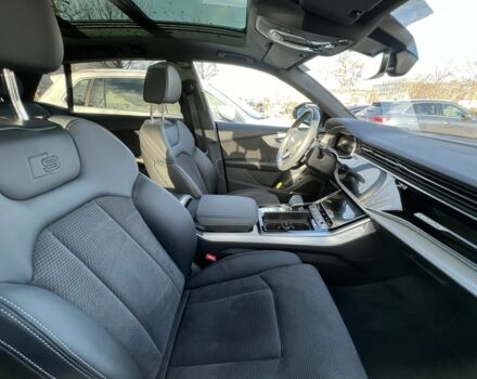 Ауди Q8, объемом двигателя 3 л и пробегом 21 тыс. км за 89009 $, фото 8 на Automoto.ua