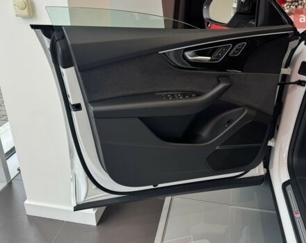 Ауди Q8, объемом двигателя 2.97 л и пробегом 0 тыс. км за 103552 $, фото 6 на Automoto.ua