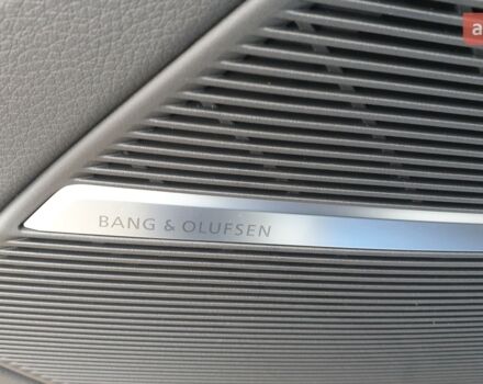 купить новое авто Ауди Q8 2025 года от официального дилера Порше Захід Ауди фото