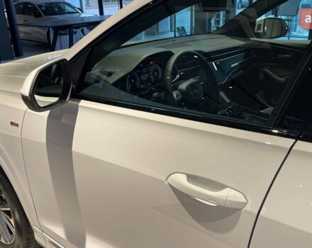 Ауди Q8, объемом двигателя 2.97 л и пробегом 0 тыс. км за 103848 $, фото 10 на Automoto.ua