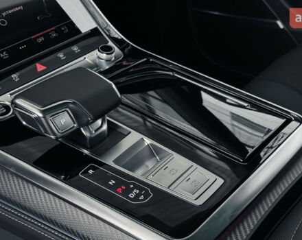 купить новое авто Ауди Q8 2025 года от официального дилера Порше Захід Ауди фото