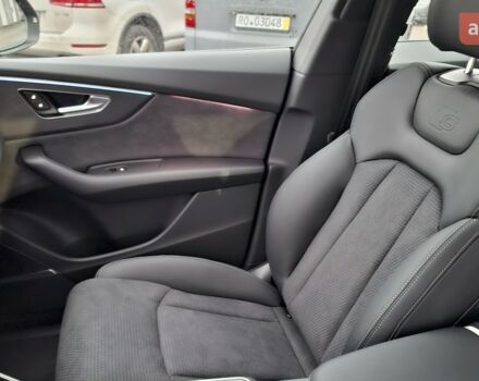 купить новое авто Ауди Q8 2025 года от официального дилера Порше Захід Ауди фото