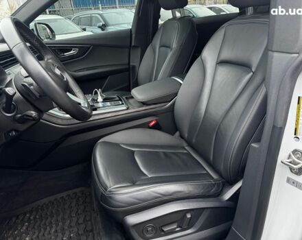 Серый Ауди Q8, объемом двигателя 3 л и пробегом 21 тыс. км за 58990 $, фото 16 на Automoto.ua
