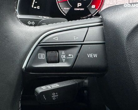Серый Ауди Q8, объемом двигателя 3 л и пробегом 21 тыс. км за 58990 $, фото 23 на Automoto.ua