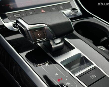 Серый Ауди Q8, объемом двигателя 3 л и пробегом 21 тыс. км за 58990 $, фото 20 на Automoto.ua