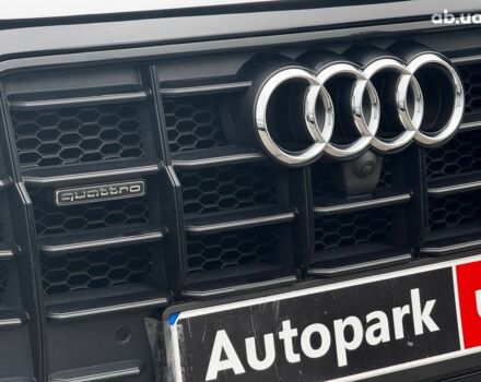 Серый Ауди Q8, объемом двигателя 3 л и пробегом 21 тыс. км за 58990 $, фото 44 на Automoto.ua