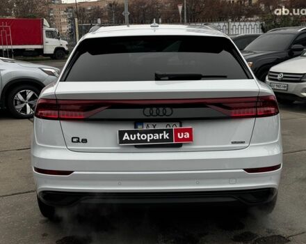 Серый Ауди Q8, объемом двигателя 3 л и пробегом 21 тыс. км за 58990 $, фото 5 на Automoto.ua