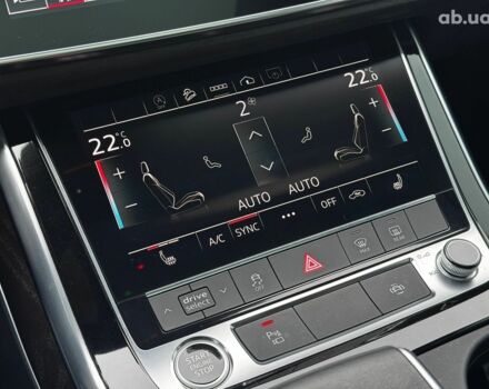 Серый Ауди Q8, объемом двигателя 3 л и пробегом 21 тыс. км за 58990 $, фото 26 на Automoto.ua