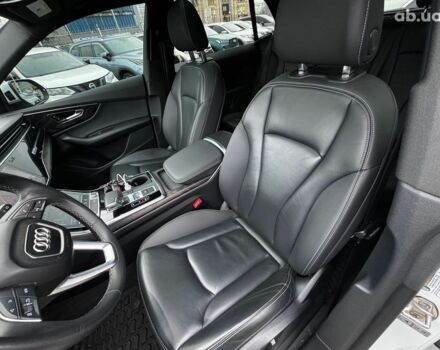 Серый Ауди Q8, объемом двигателя 3 л и пробегом 21 тыс. км за 58990 $, фото 15 на Automoto.ua