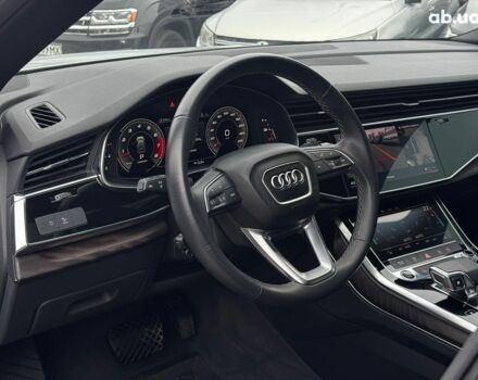 Серый Ауди Q8, объемом двигателя 3 л и пробегом 21 тыс. км за 58990 $, фото 17 на Automoto.ua