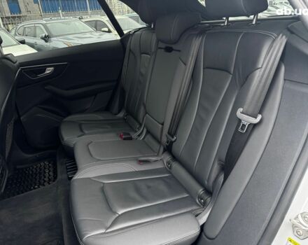 Серый Ауди Q8, объемом двигателя 3 л и пробегом 21 тыс. км за 58990 $, фото 34 на Automoto.ua