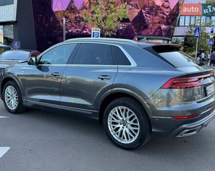 Серый Ауди Q8, объемом двигателя 2.97 л и пробегом 255 тыс. км за 46990 $, фото 4 на Automoto.ua