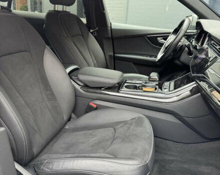 Серый Ауди Q8, объемом двигателя 3 л и пробегом 125 тыс. км за 39990 $, фото 16 на Automoto.ua