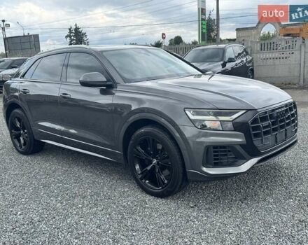 Серый Ауди Q8, объемом двигателя 3 л и пробегом 194 тыс. км за 45900 $, фото 1 на Automoto.ua