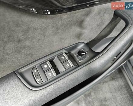 Ауди Q8 2018 в Киеве на Automoto.ua Серый Ауди Q8, объемом двигателя 3 л и пробегом 41 тыс. км за 55555 $, фото 24 на Automoto.ua