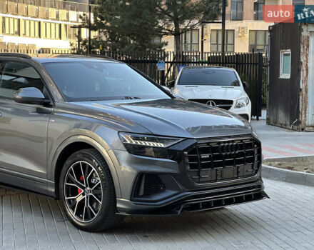 Серый Ауди Q8, объемом двигателя 3 л и пробегом 155 тыс. км за 63000 $, фото 5 на Automoto.ua