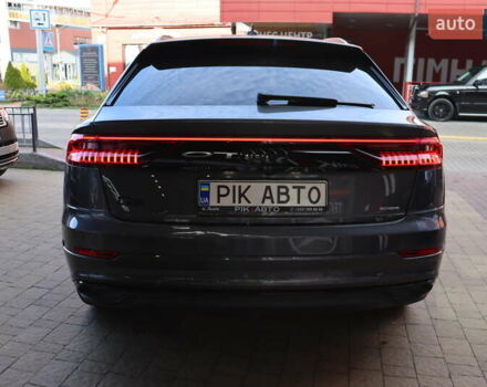 Серый Ауди Q8, объемом двигателя 3 л и пробегом 144 тыс. км за 54900 $, фото 6 на Automoto.ua