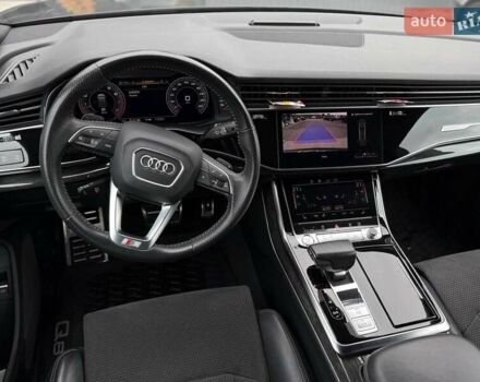 Серый Ауди Q8, объемом двигателя 3 л и пробегом 153 тыс. км за 42900 $, фото 16 на Automoto.ua