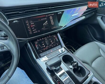 Серый Ауди Q8, объемом двигателя 3 л и пробегом 194 тыс. км за 45900 $, фото 87 на Automoto.ua