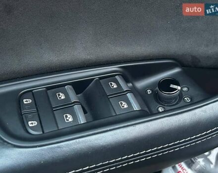 Серый Ауди Q8, объемом двигателя 3 л и пробегом 220 тыс. км за 53990 $, фото 9 на Automoto.ua