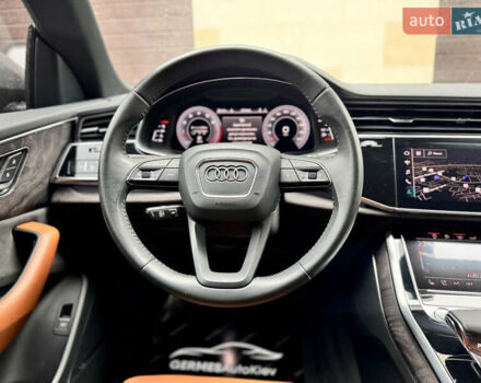 Серый Ауди Q8, объемом двигателя 3 л и пробегом 97 тыс. км за 51900 $, фото 19 на Automoto.ua