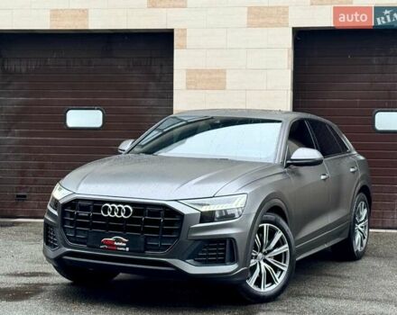 Серый Ауди Q8, объемом двигателя 3 л и пробегом 97 тыс. км за 51900 $, фото 1 на Automoto.ua