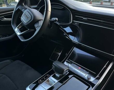 Серый Ауди Q8, объемом двигателя 3 л и пробегом 175 тыс. км за 52500 $, фото 13 на Automoto.ua
