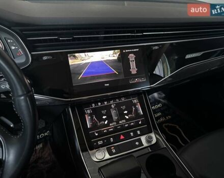 Серый Ауди Q8, объемом двигателя 3 л и пробегом 194 тыс. км за 45900 $, фото 71 на Automoto.ua