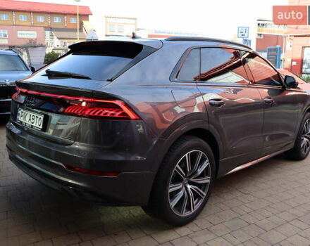 Серый Ауди Q8, объемом двигателя 3 л и пробегом 144 тыс. км за 54900 $, фото 2 на Automoto.ua